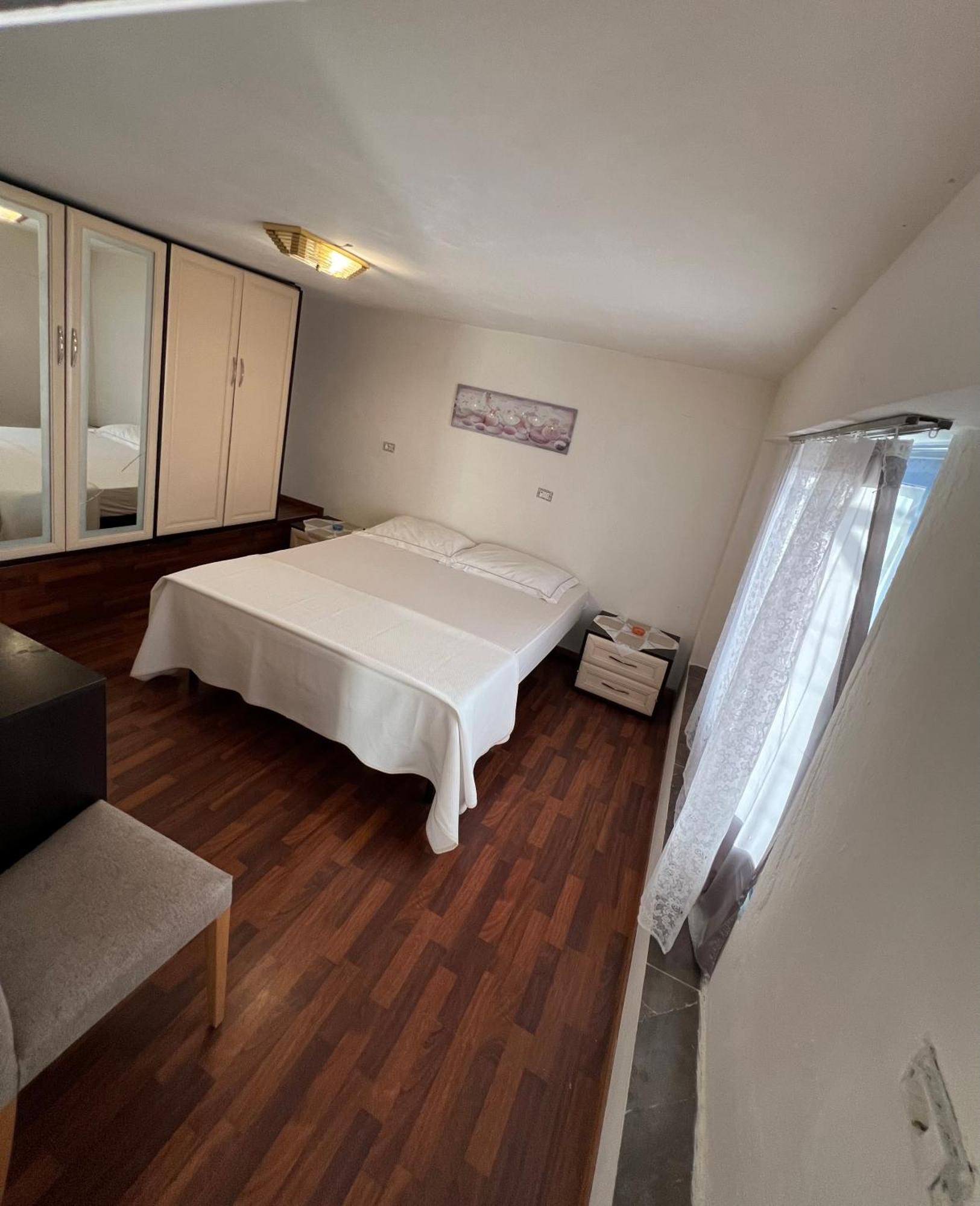 Apartament Ajni's House Wlora